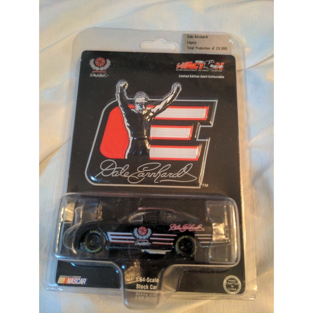 2002 NASCAR Dale Earnhardt  Action Legacy NIB Diecast Car 1:64
